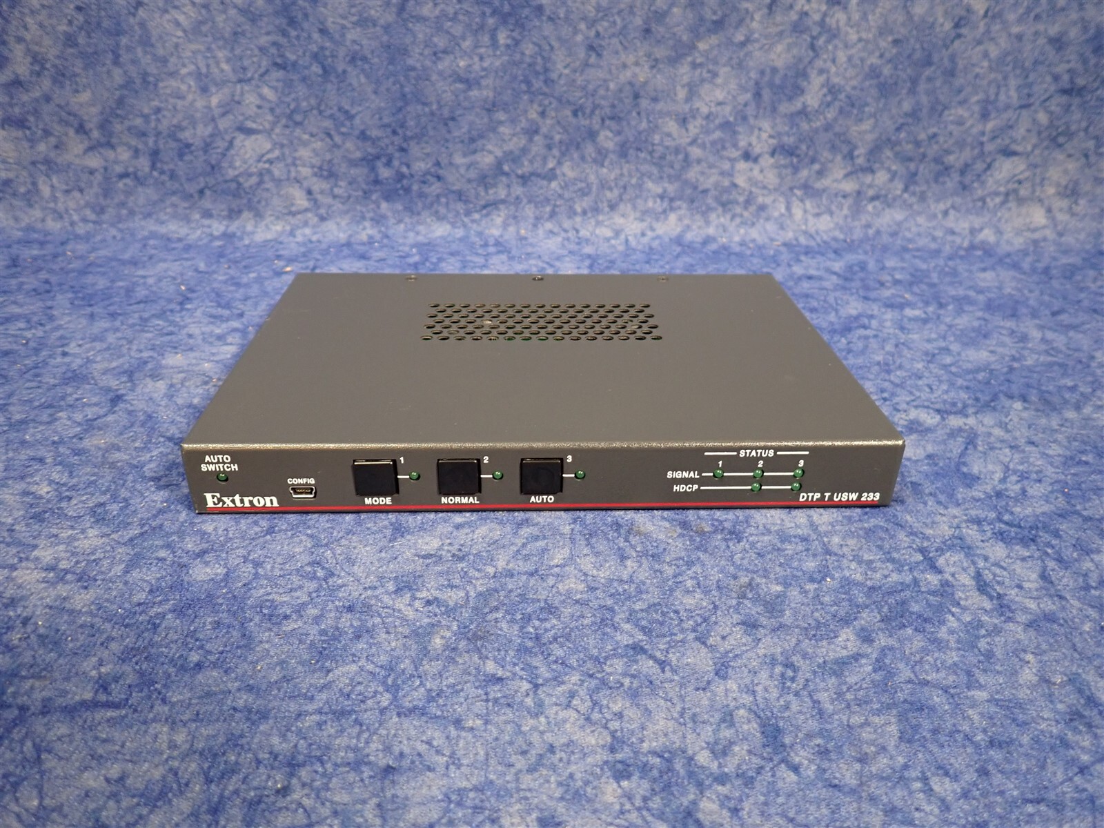 Extron DTP T USW 233 Three Input Switcher w/ Integrated DTP Audio Embedding (A7)