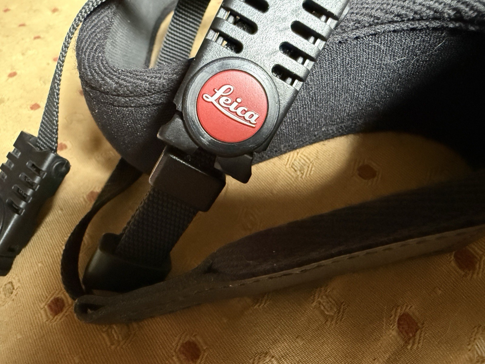 Rare!! [N MINT] Leica Genuine Camera Strap. New , Missing Box