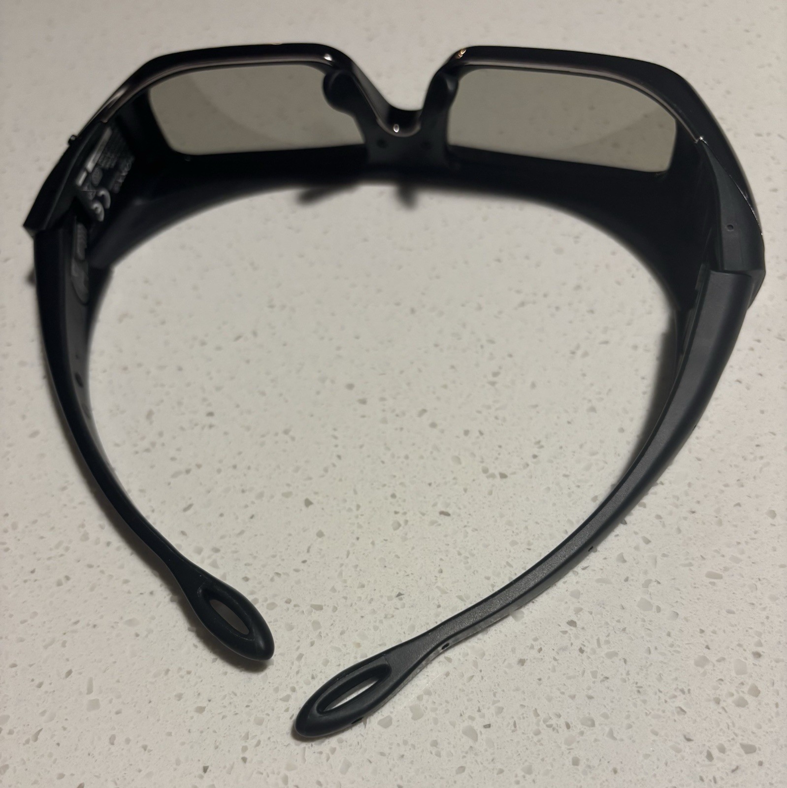 Sony TDG-BR100 3D active glasses, designed for use w Sony 3D TVs Model TDG-BR100