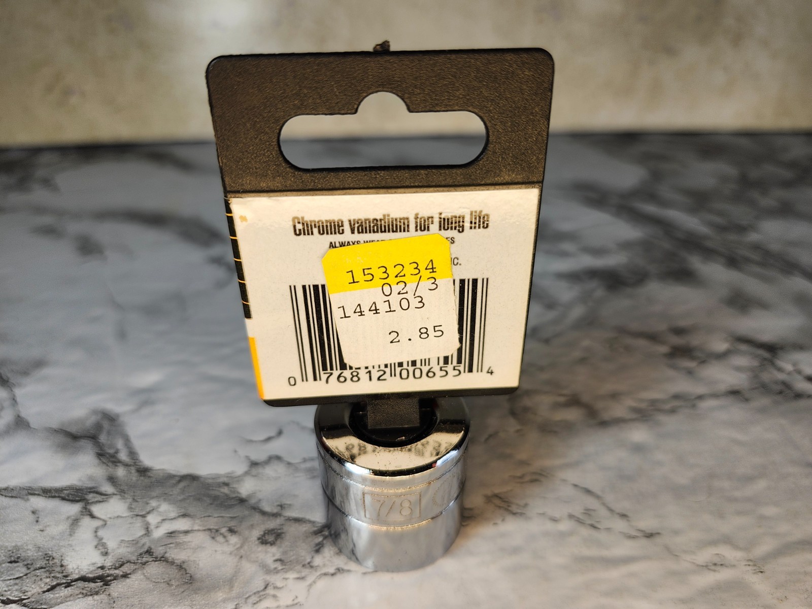 Vintage GREAT NECK 3/8" Drive 6-pt Socket