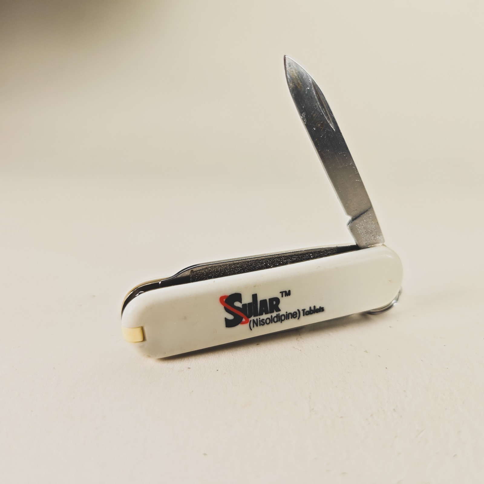 Victorinox Classic SD Swiss Army Knife 58mm White SULAR Logo