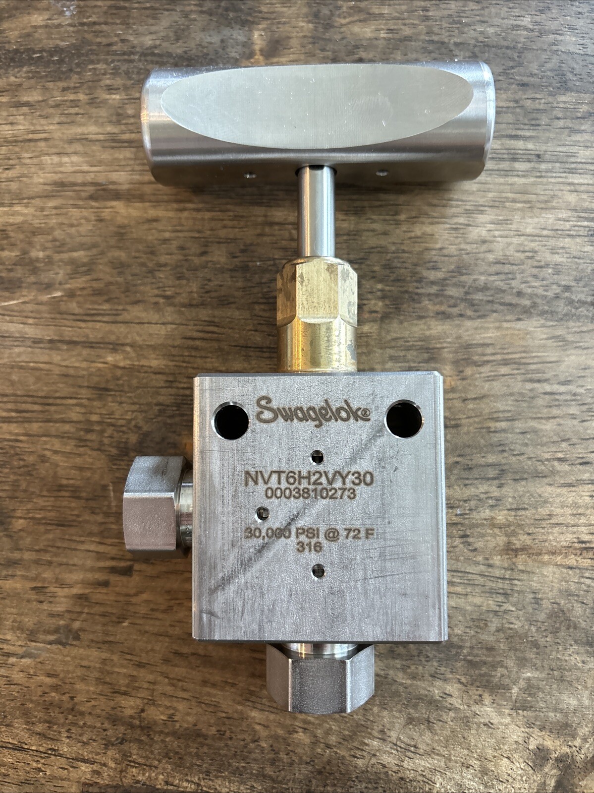 Swagelok Needle Valve 3/8” HP 30k Psi 2070 Bar 316 SS NVT6h2vy30 NEW