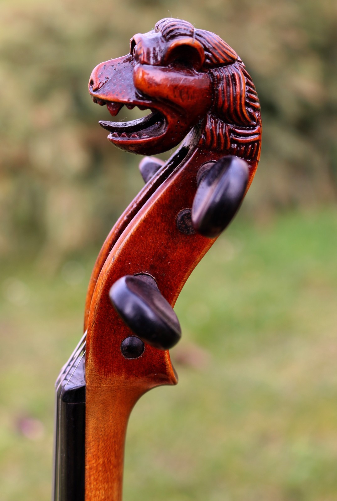 For professionals! LISTEN TO THE VIDEO! OLD exclusive French Amati, c.1840
