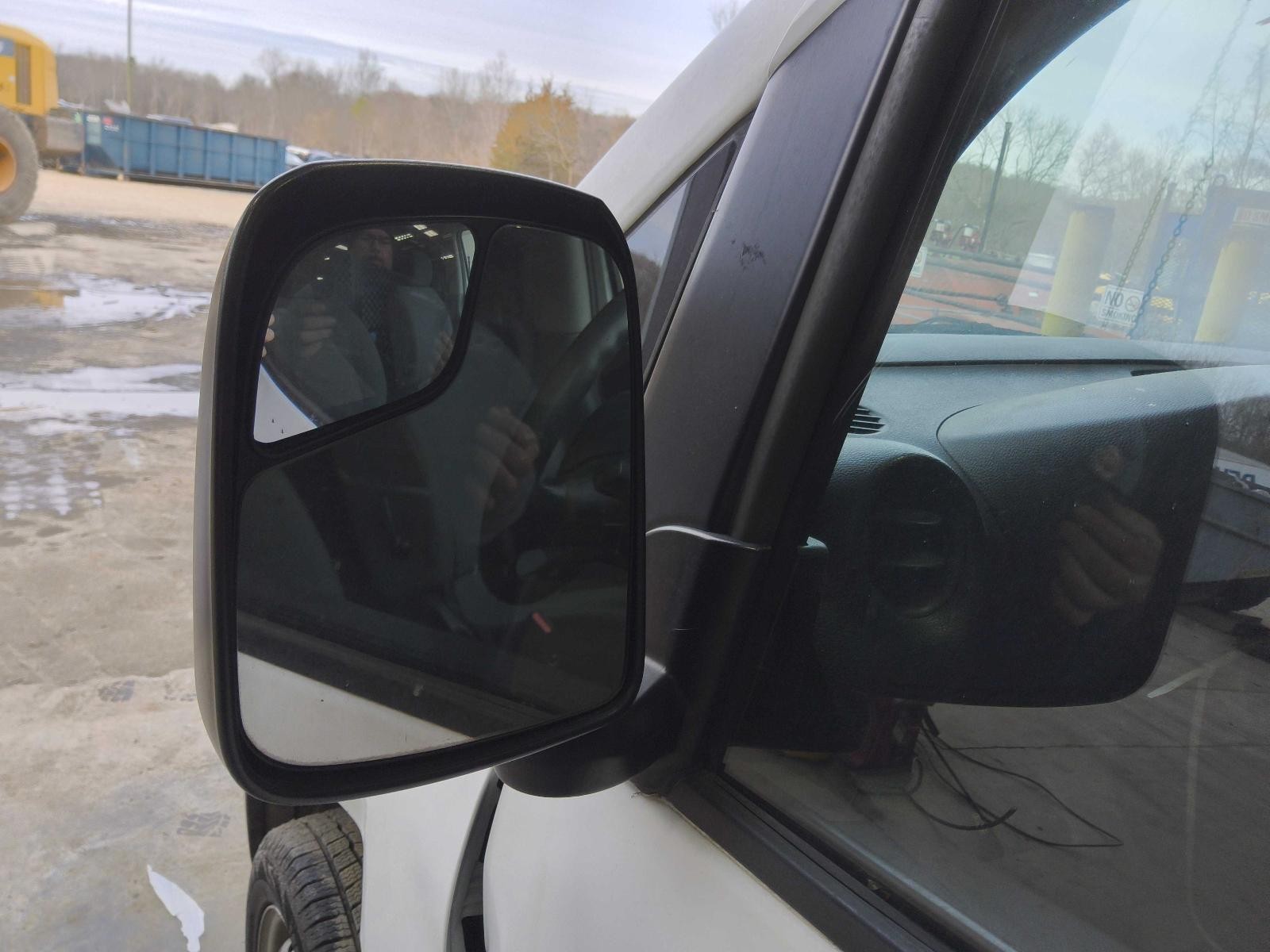 Used Battery Tray fits: 2016 Nissan Nv200 Grade A