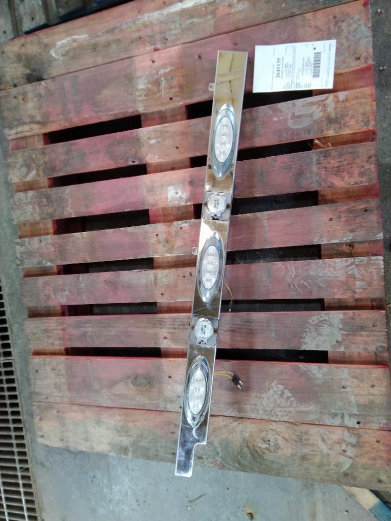 Replaces NA 2021 PETERBILT 579 CAB SKIRT FILLER PANEL ,  MN