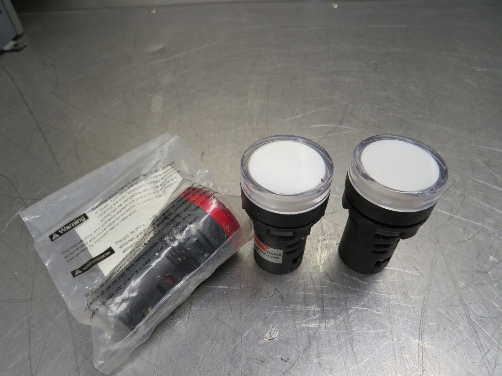 Dayton 22NZ05 White Pilot Light Lot of 2 W/ 22NZ06 Red