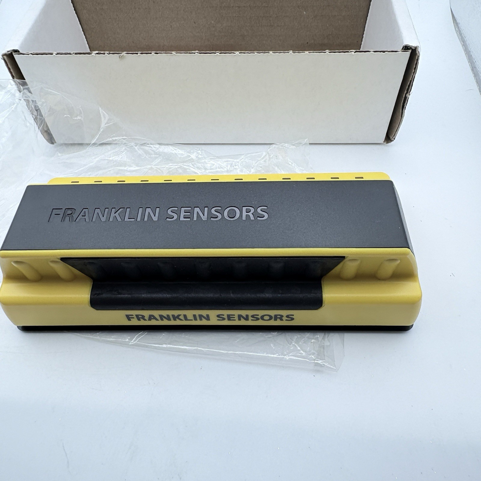 Franklin 710 Professional Stud Finder with Advanced 13-Sensor Technology NOB