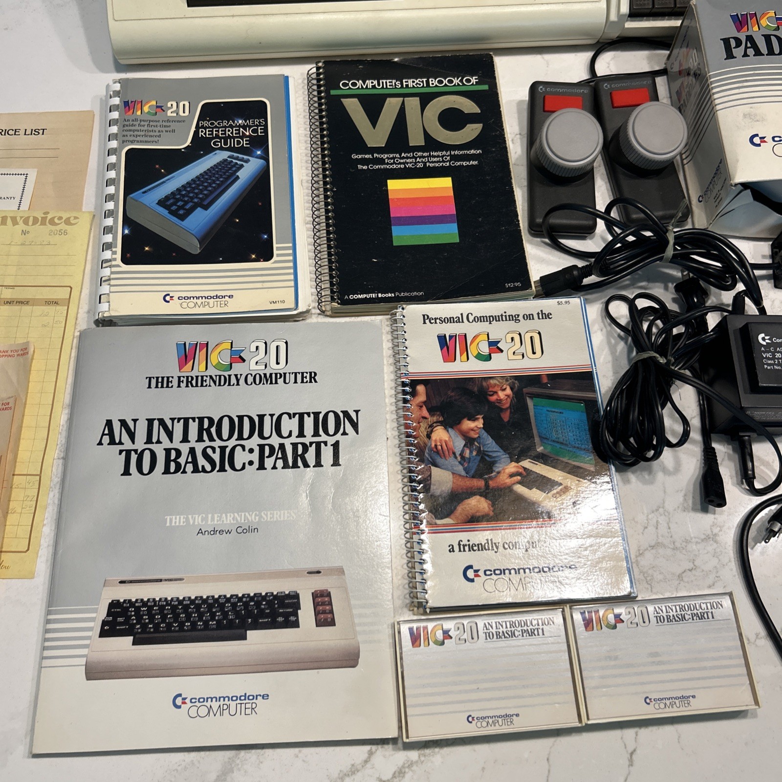 Commodore Vic-20 Computer- turns on-Untested