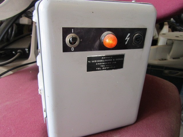 Carl Zeiss 39-26-34 392634 VWH 200/C 250F-3B 220-240V 900VA Power Supply