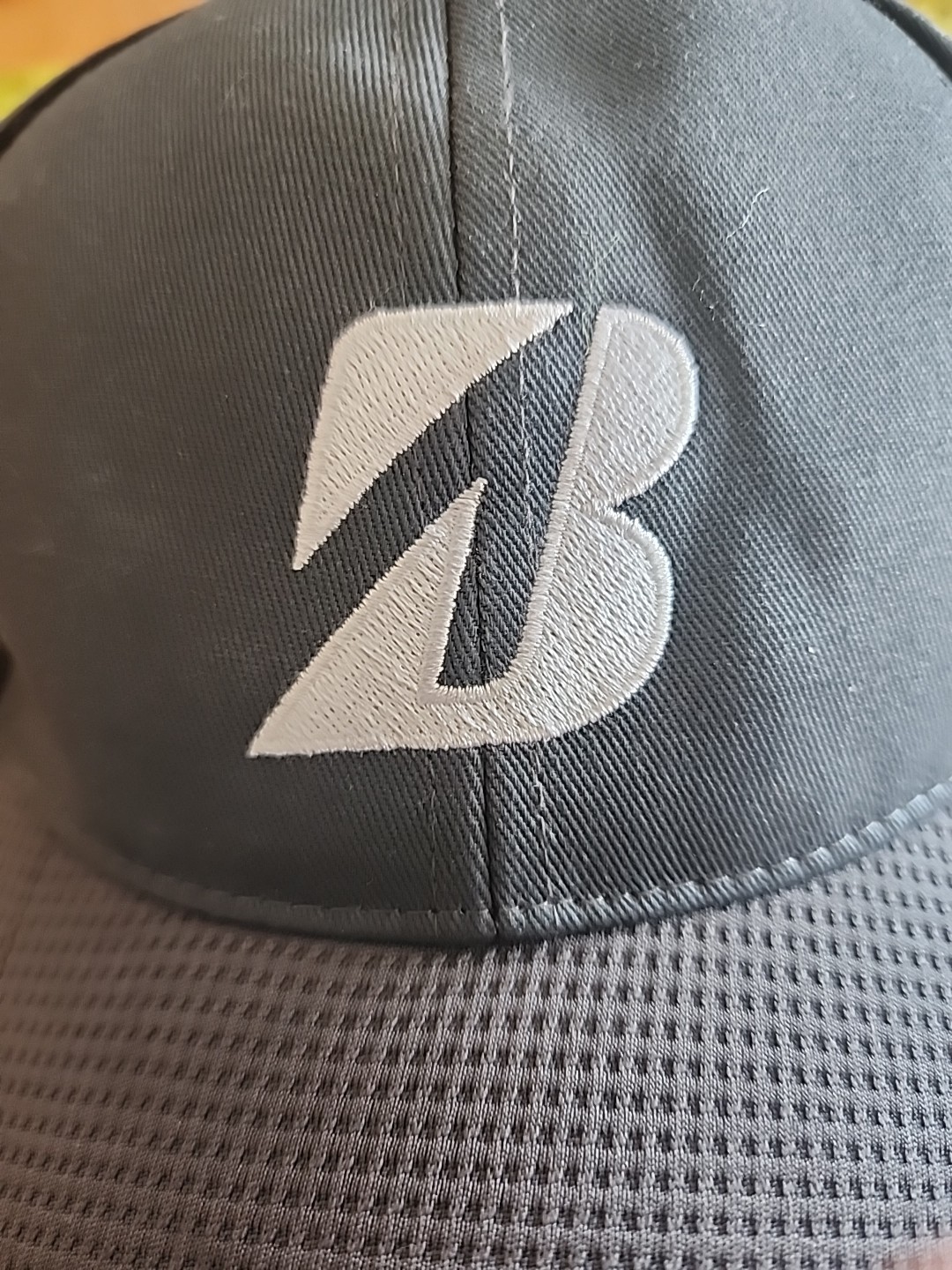 BRIDGESTONE GOLF MENS Adjustable CAP HAT OSFA CHARCOAL NEW Old Stock