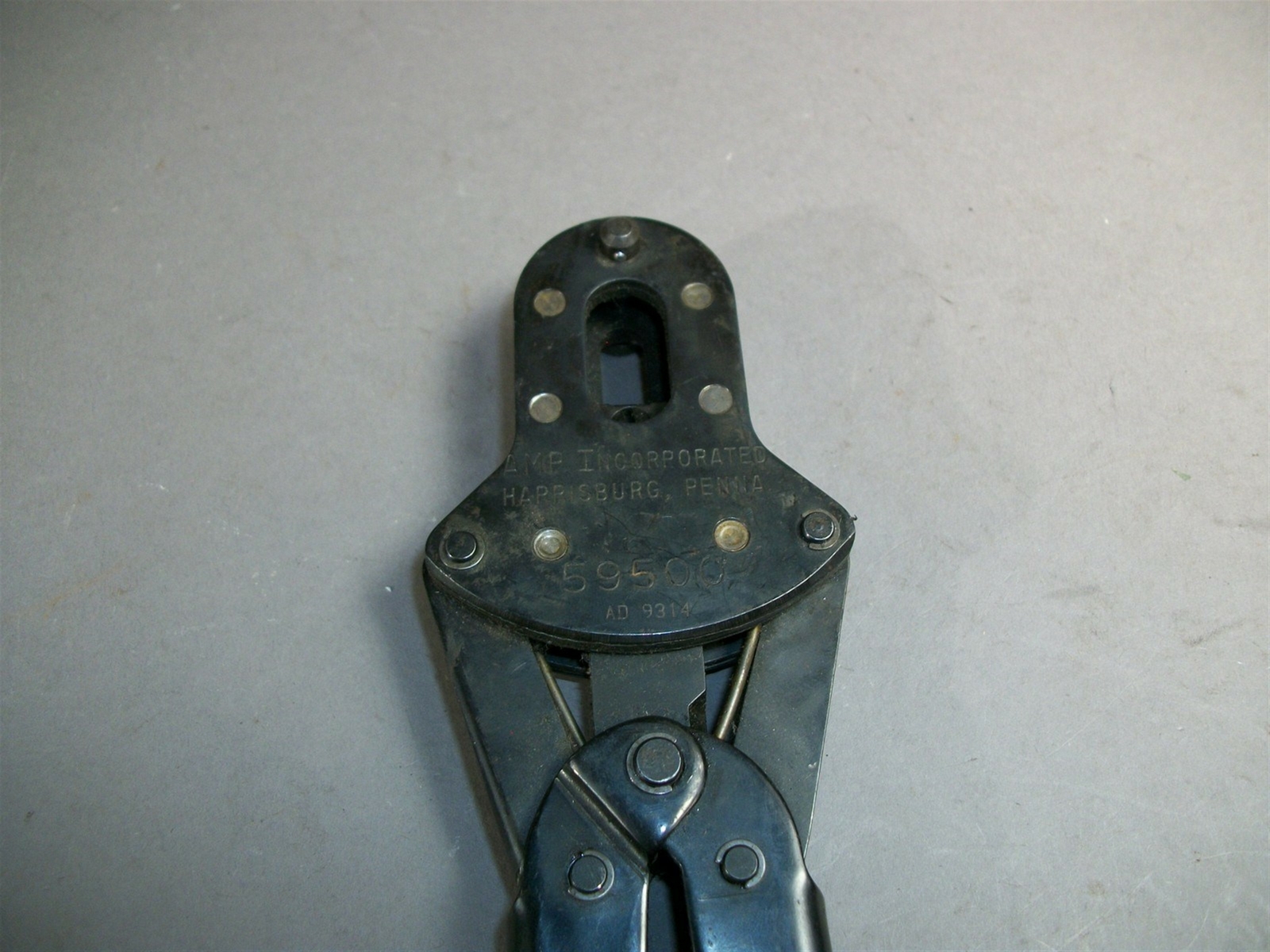 AMP 59500 Ratcheting Termashield Crimping Tool