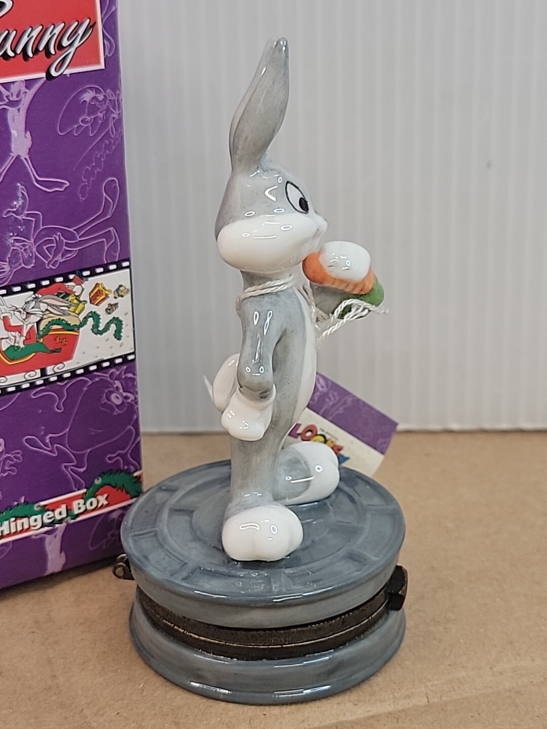 Bugs Bunny Porcelain Hinged Box. (Open Box)
