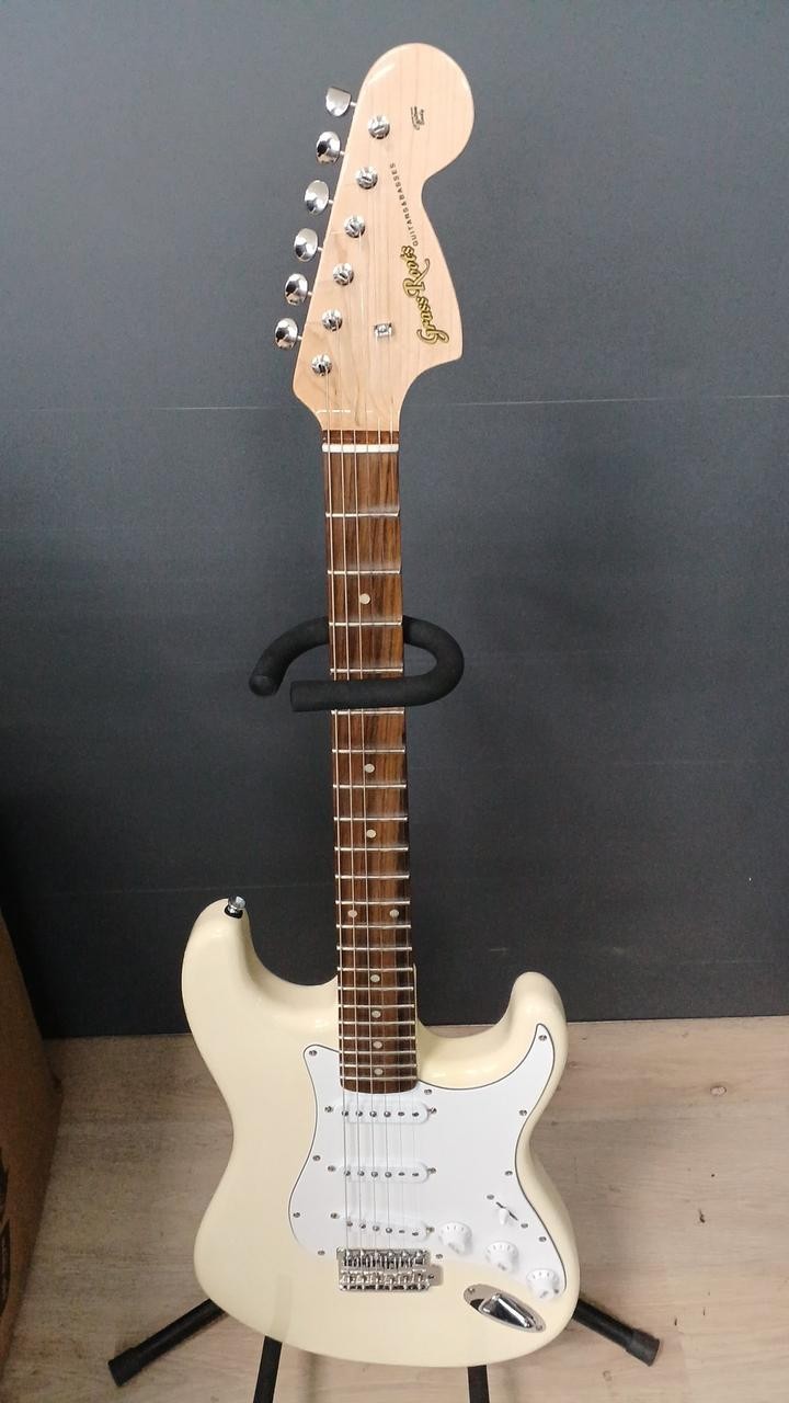 GRASSROOTS G-ST-SC electric guitar