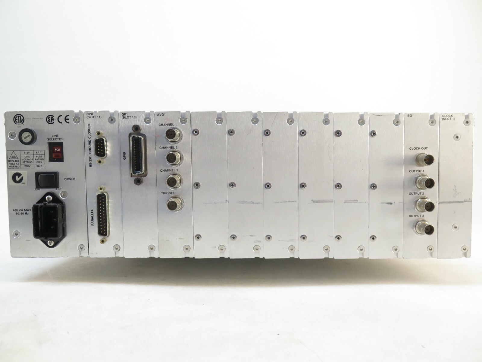Tektronix TG2000 VIDEO GENERATOR With Modules: CPU, GP1, AVG1, BG1, Clock