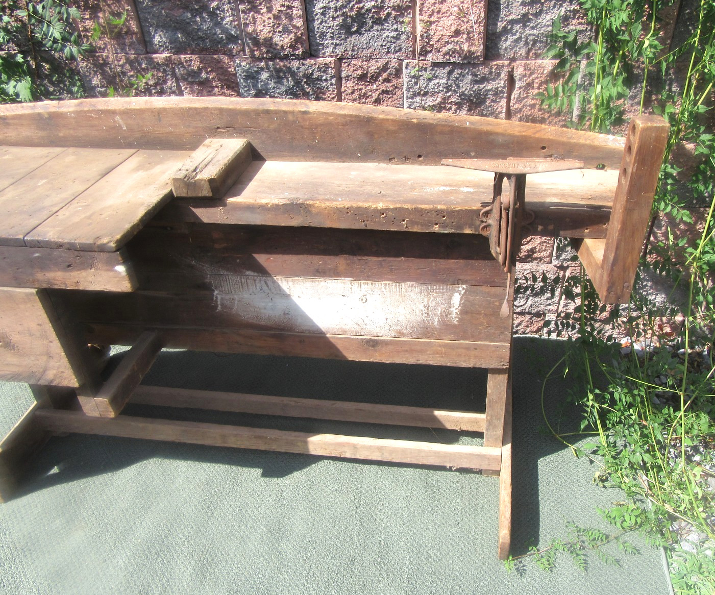 Antique Wood Carpenters Tool Workshop Saw Sharpening Work Bench Workbench