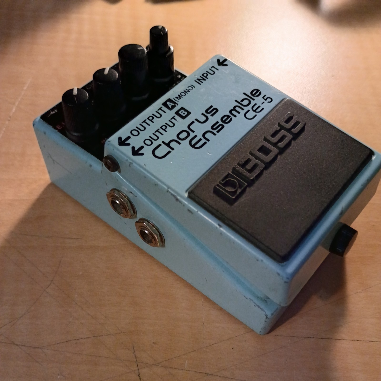 BOSS CE-5 Chorus Ensemble Chorus Pedal