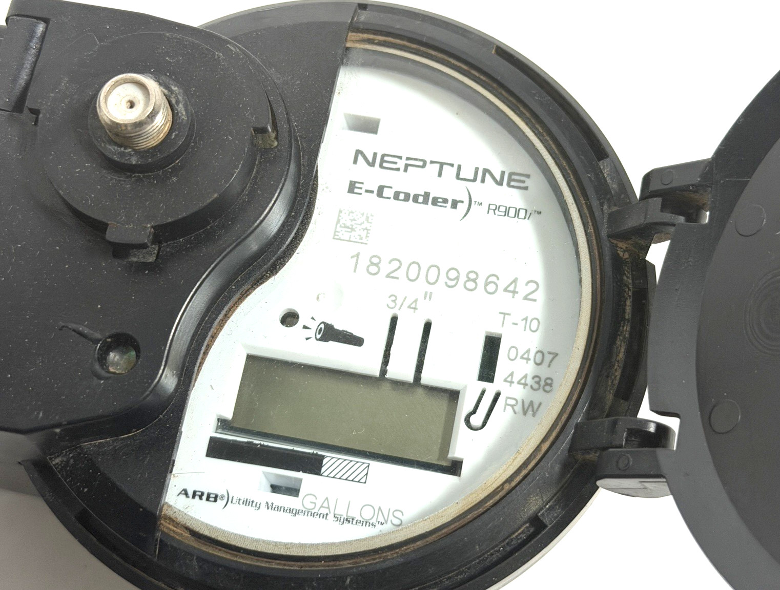 Neptune RW2G21 E-Coder R900i Water Meter Encoder with Attached Battery