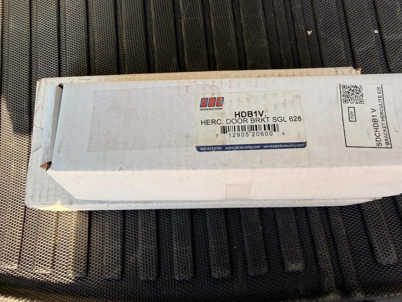 SDC HDB1V Herc. Door BRKT SGL 628 Open Box