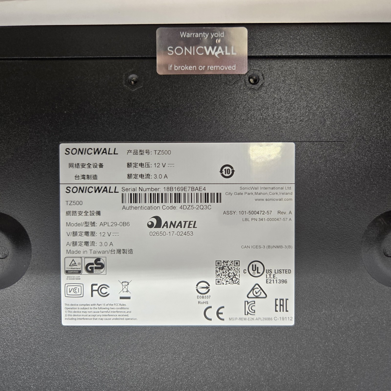SonicWall TZ500 Firewall Rack Mount Powers On Untested