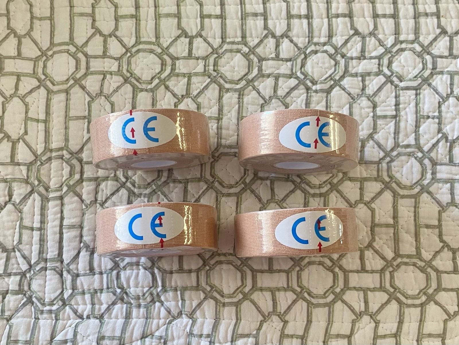 4 Rolls Kinesiology Tape Gym Fitness  Elastic Breathable Adhesive 1 Inch Wide