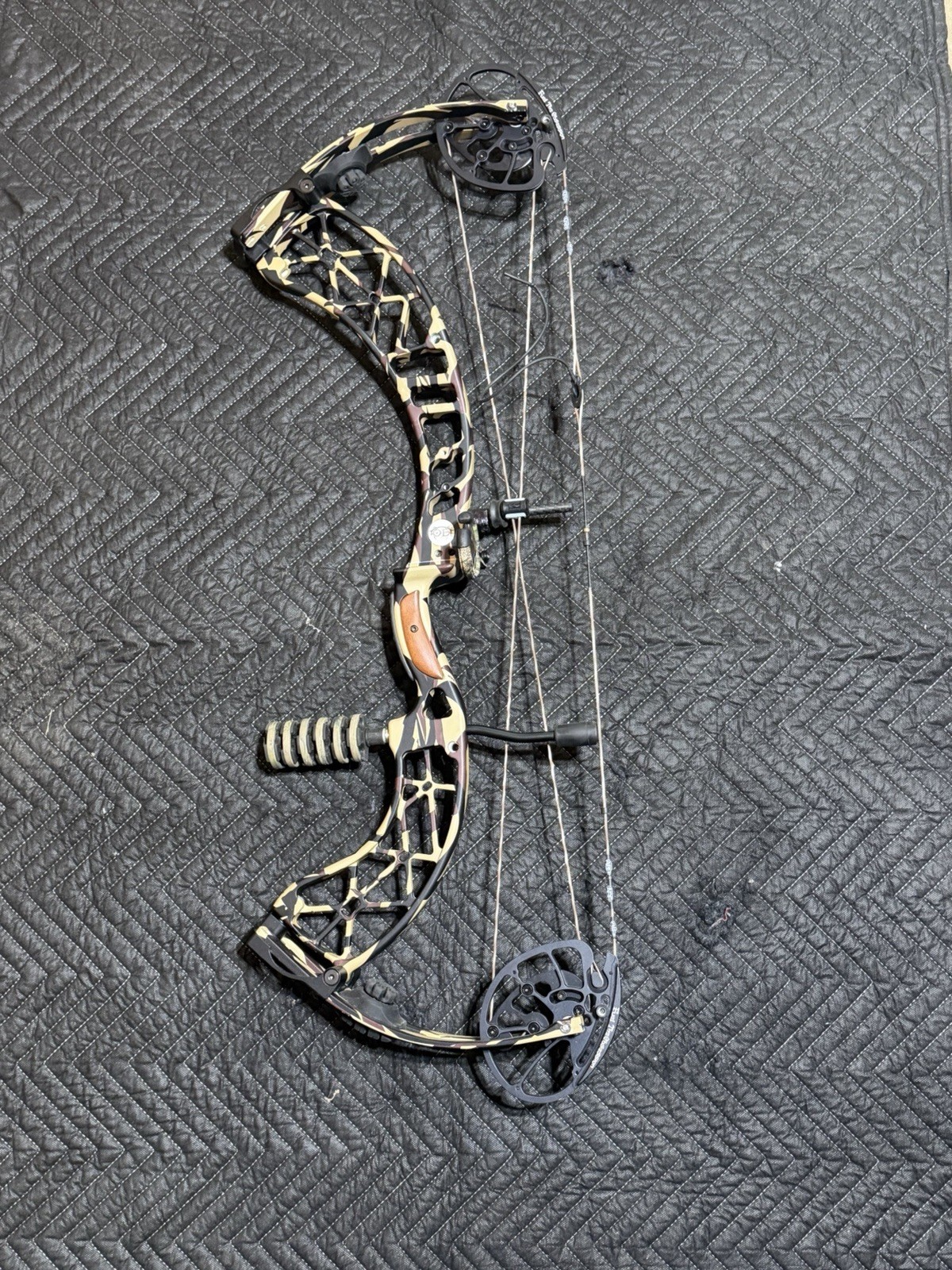 Obsession XR6 Compound Bow