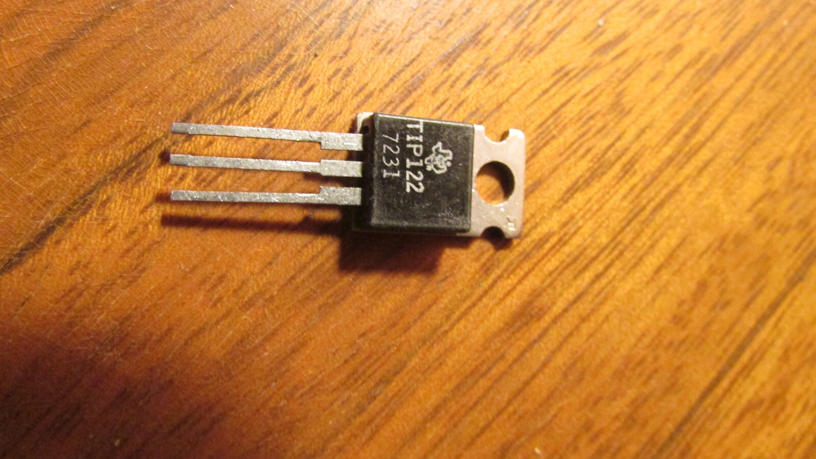 TEXAS INSTRUMENTS, TIP 122 POWER BIPOLAR TRANSISTOR, FREE SHIPPING
