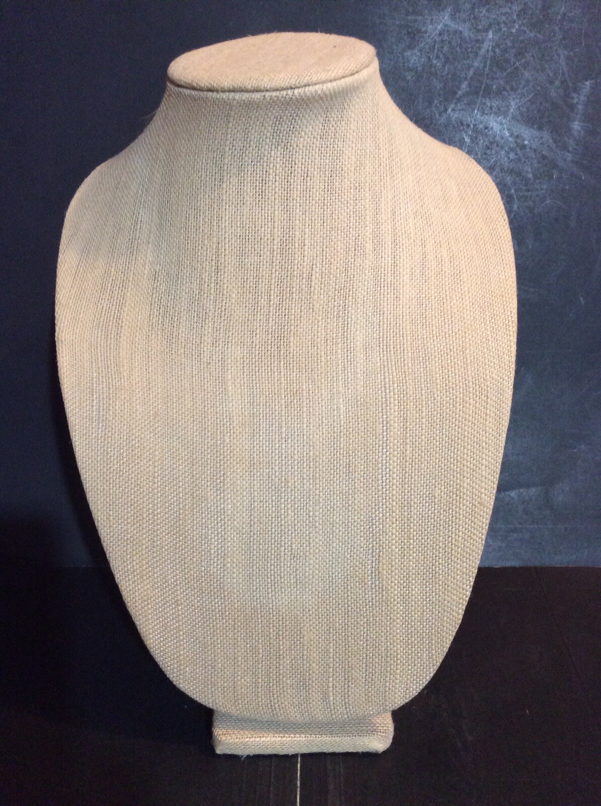 DARICE 12" FORM JEWELRY DISPLAY STAND w/ IVORY LINEN