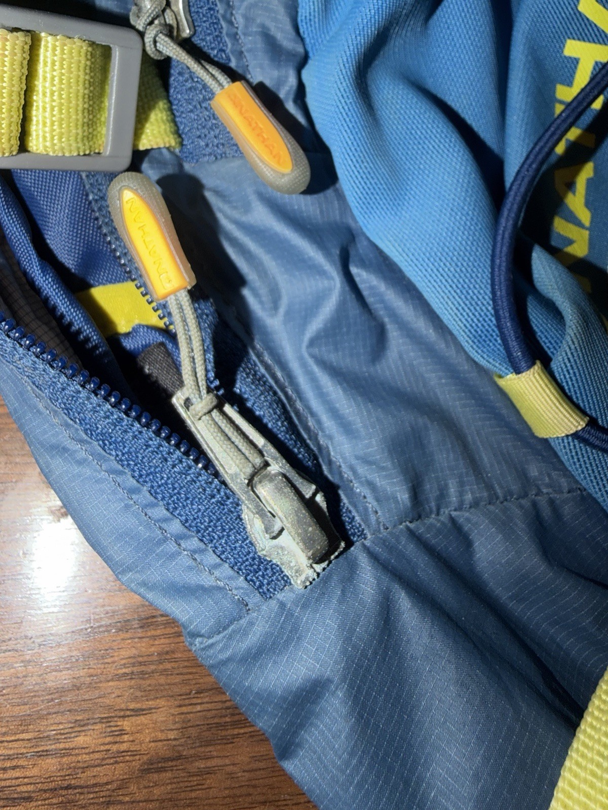 Nathan Hydration Vest For Running Hiking - Unisex Medium