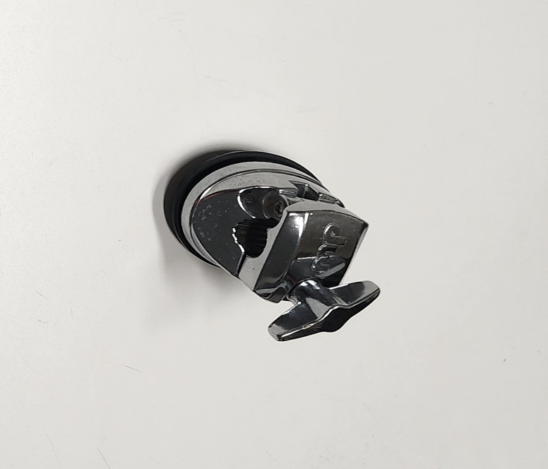 DW Collector's Series tom mount bracket