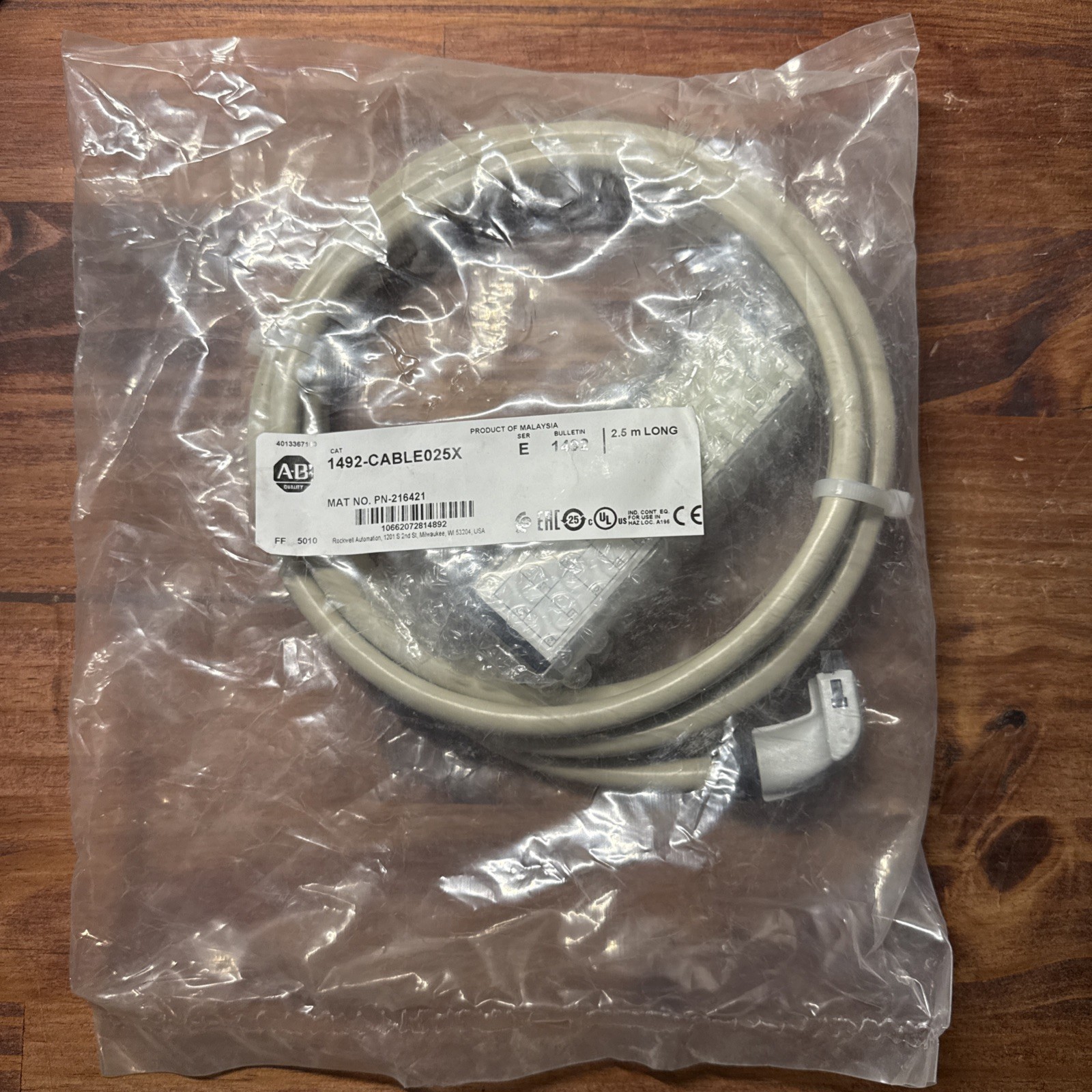 1492-CABLE025X Allen Bradley Series E. In Sealed Plastic Bag.