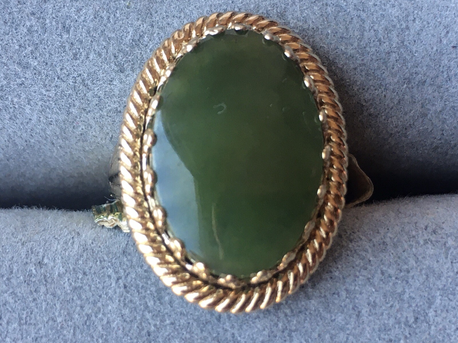 Sterling silver large jade cabochon crown design ring gold plated
