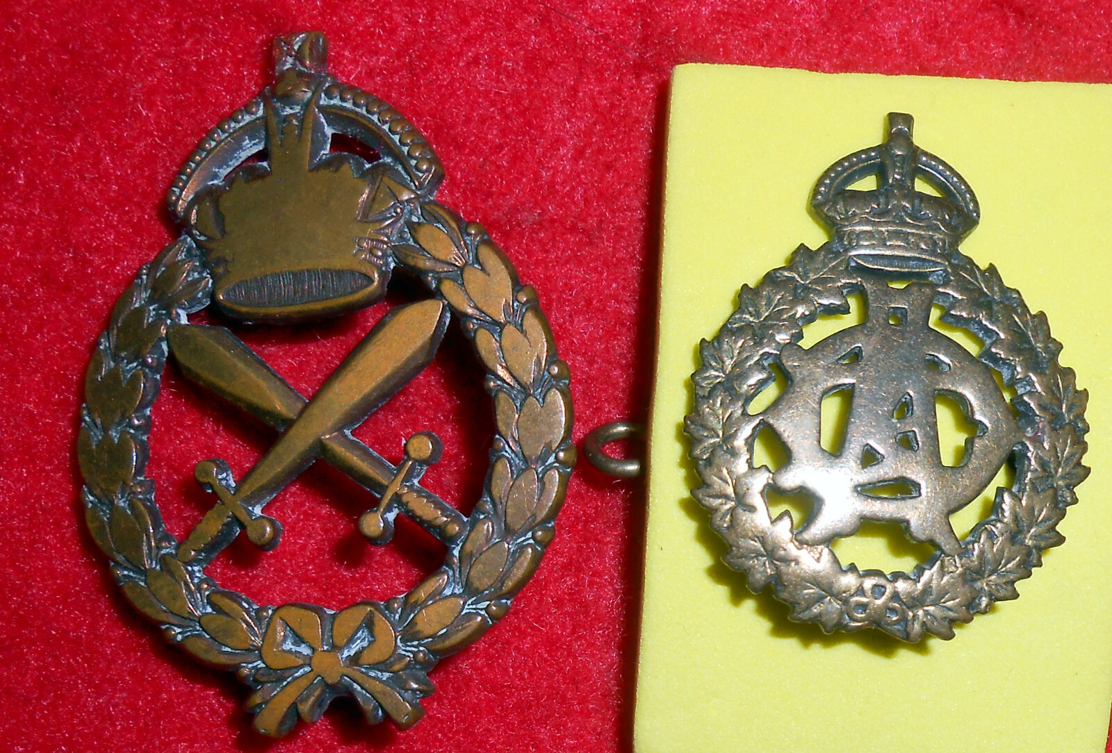 CX06 2 unknown brass cap badges