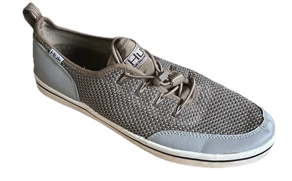 Huk Mania Performance Fishing Water Shoes Men's Size 9 Gray Slip Ons Sportswear