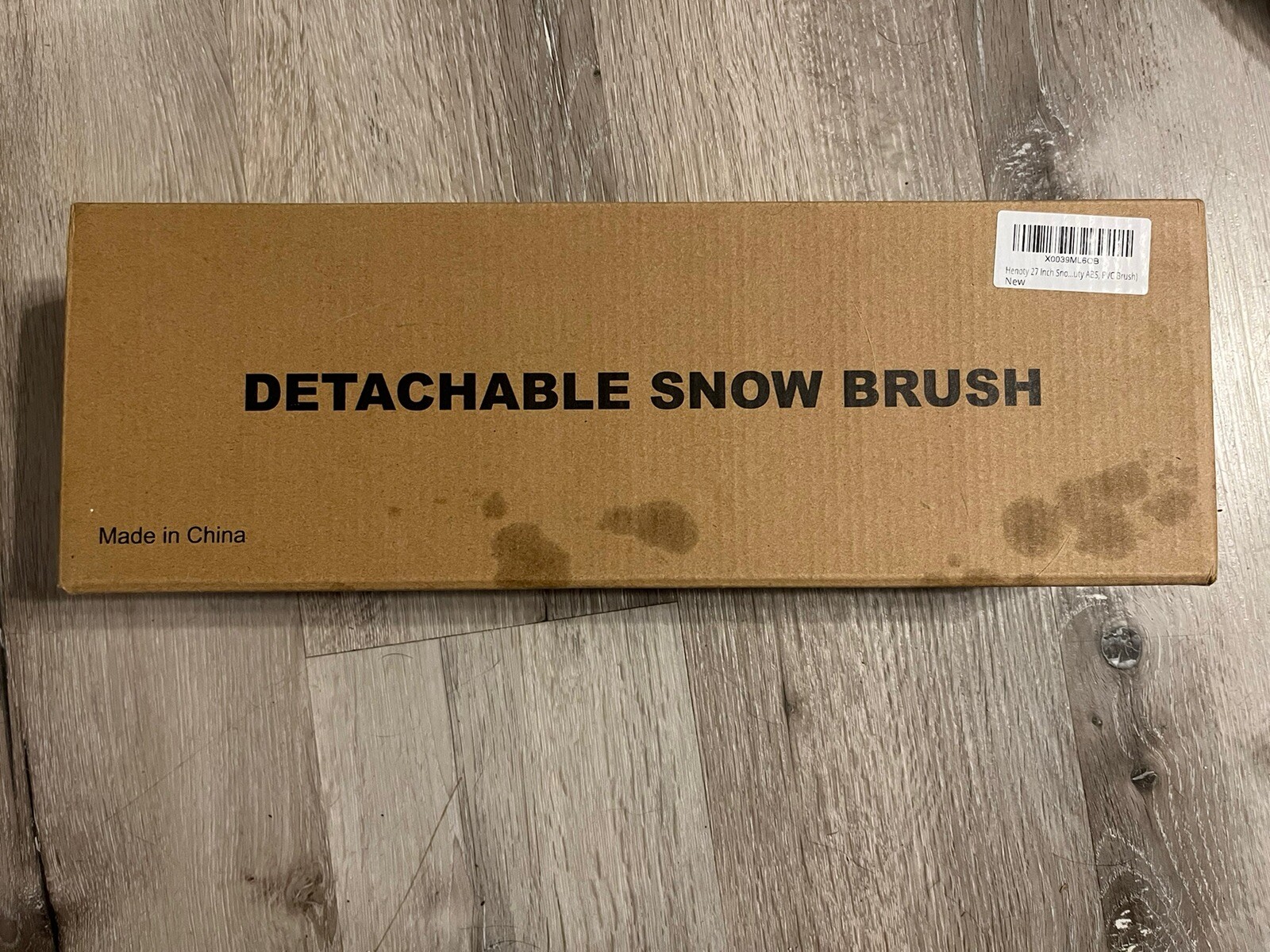 27 Inch Snow Brush and Detachable Ice Scraper with Ergonomic Foam Grip