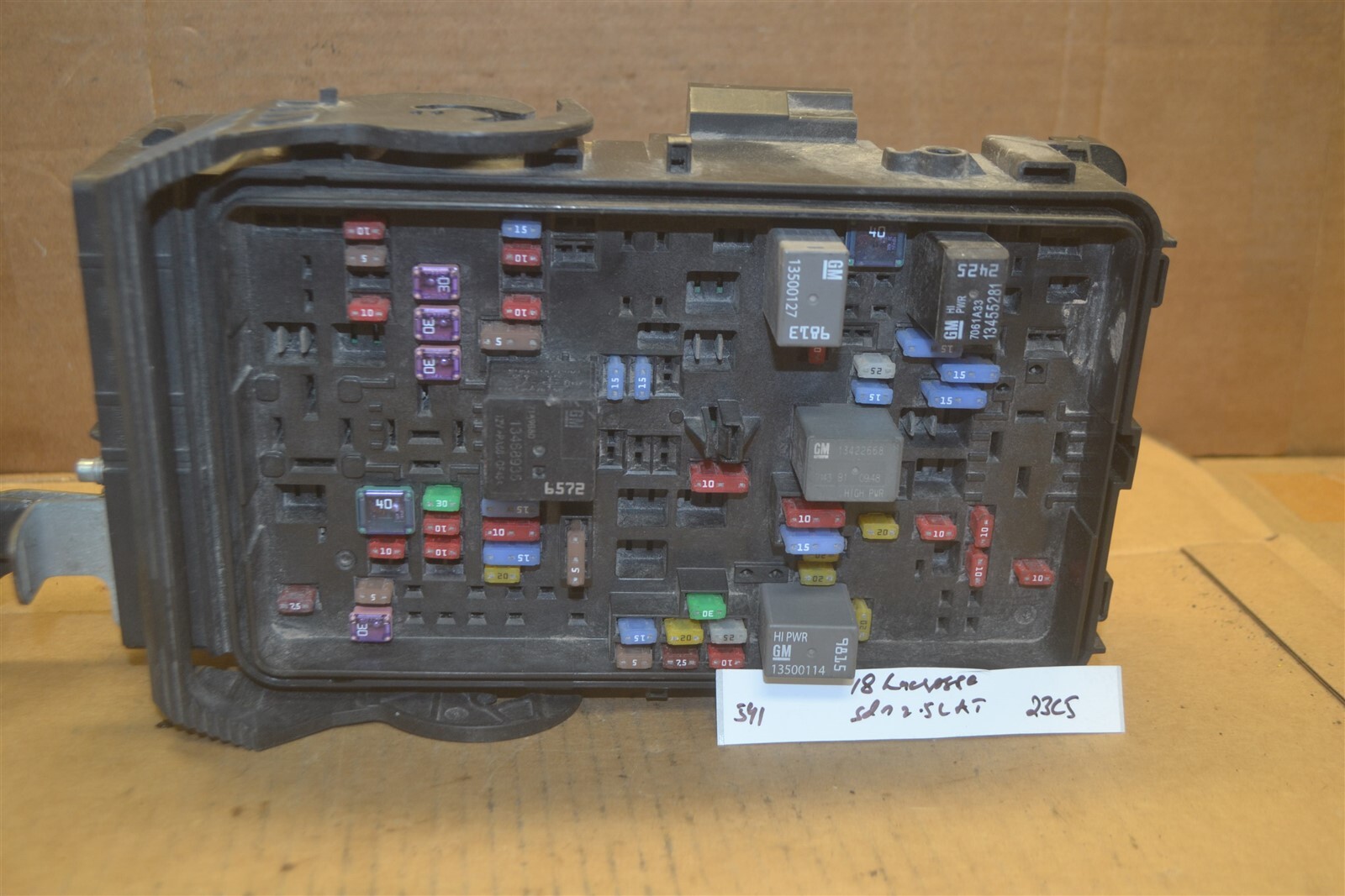 2018 Buick Lacrosse Sdn 2.5L AT Fuse Box Junction 26240168 Module 541-23C5