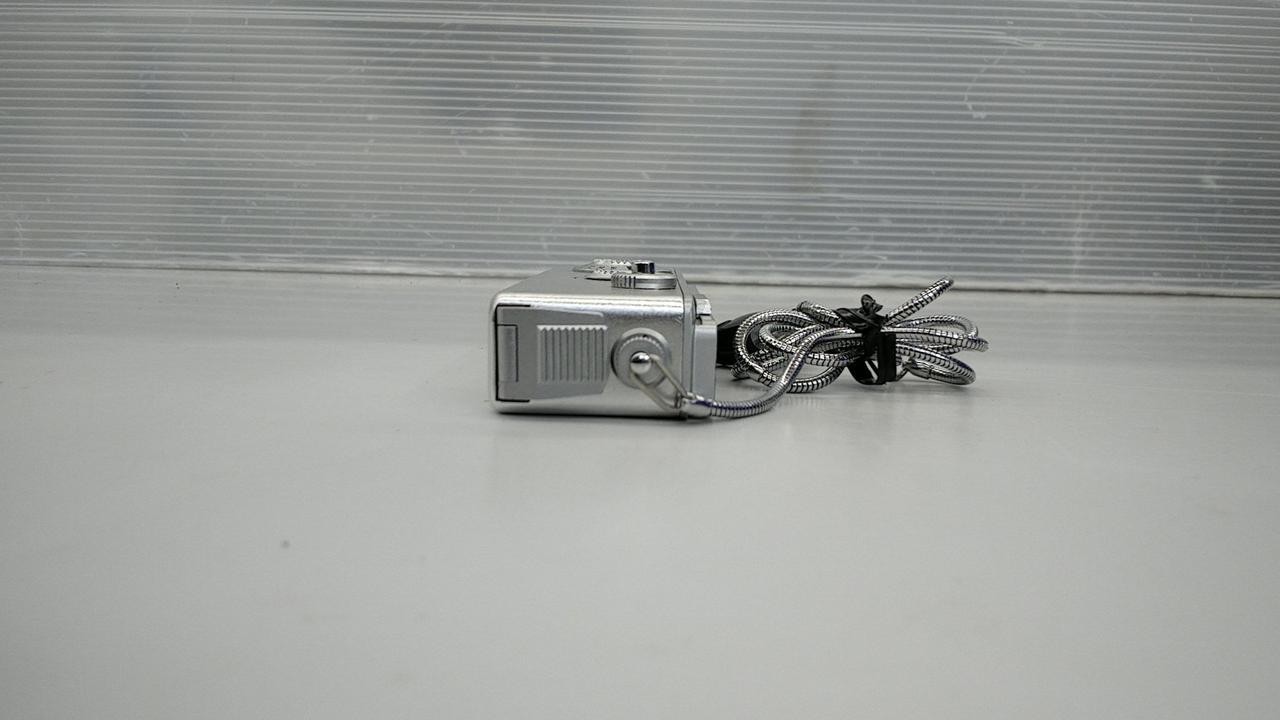 YASHICA ATORON film camera