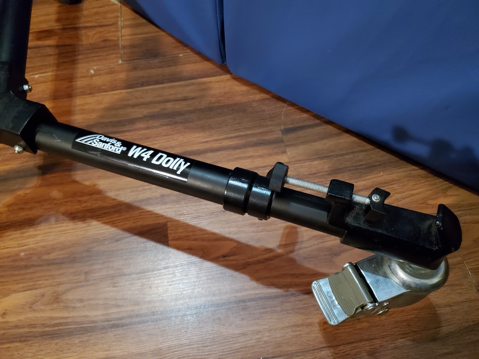 Davis & Sanford W4 Tripod Dolly PLZ READ