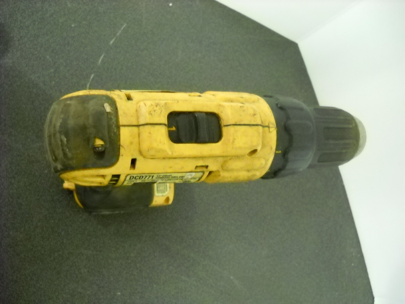 Dewalt Drill DCD771 Cordless 20V Max 1/2" Drive