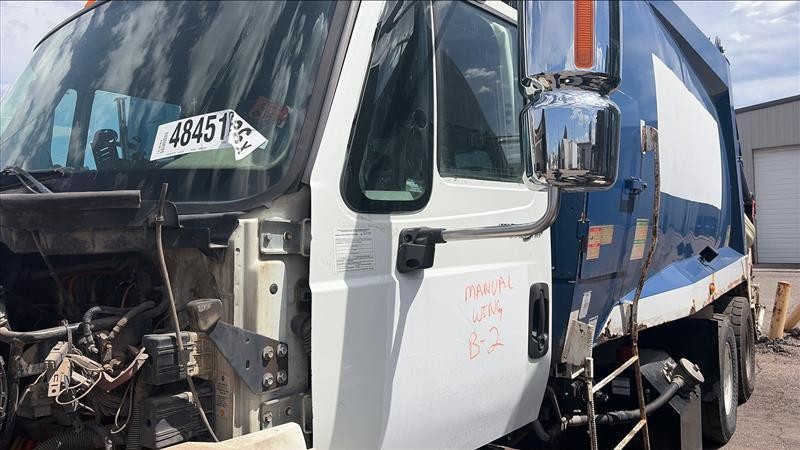 For 2011 INTERNATIONAL 7400 2002-2018 DOOR ASSEMBLY Left ,  CO