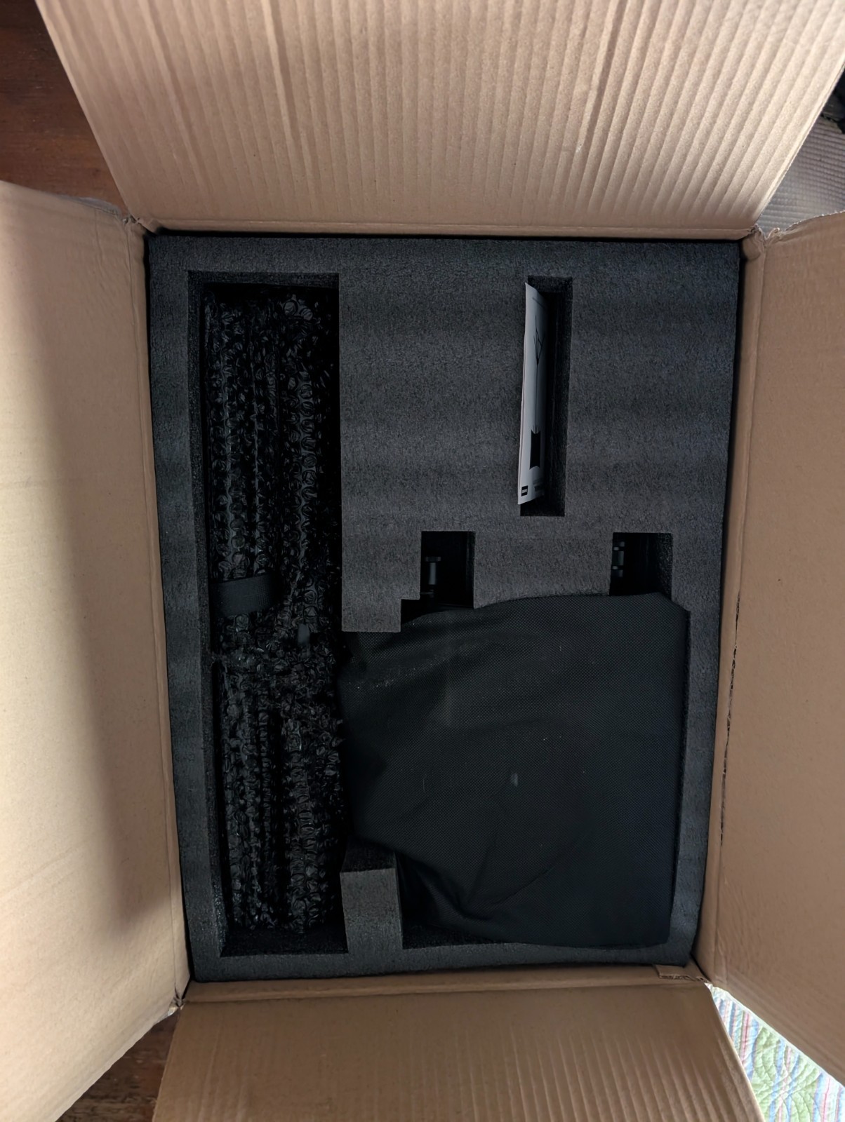 Aokeo AO-504 mic isolation shield, open box new condition
