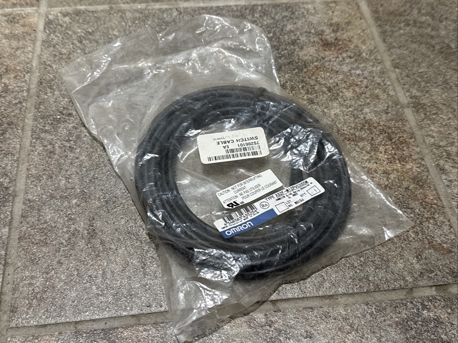 NEW OMRON XS2F-M12PVC3S5M Switch Cable 3-Wire 4-Pin Female FAST SHIPPING