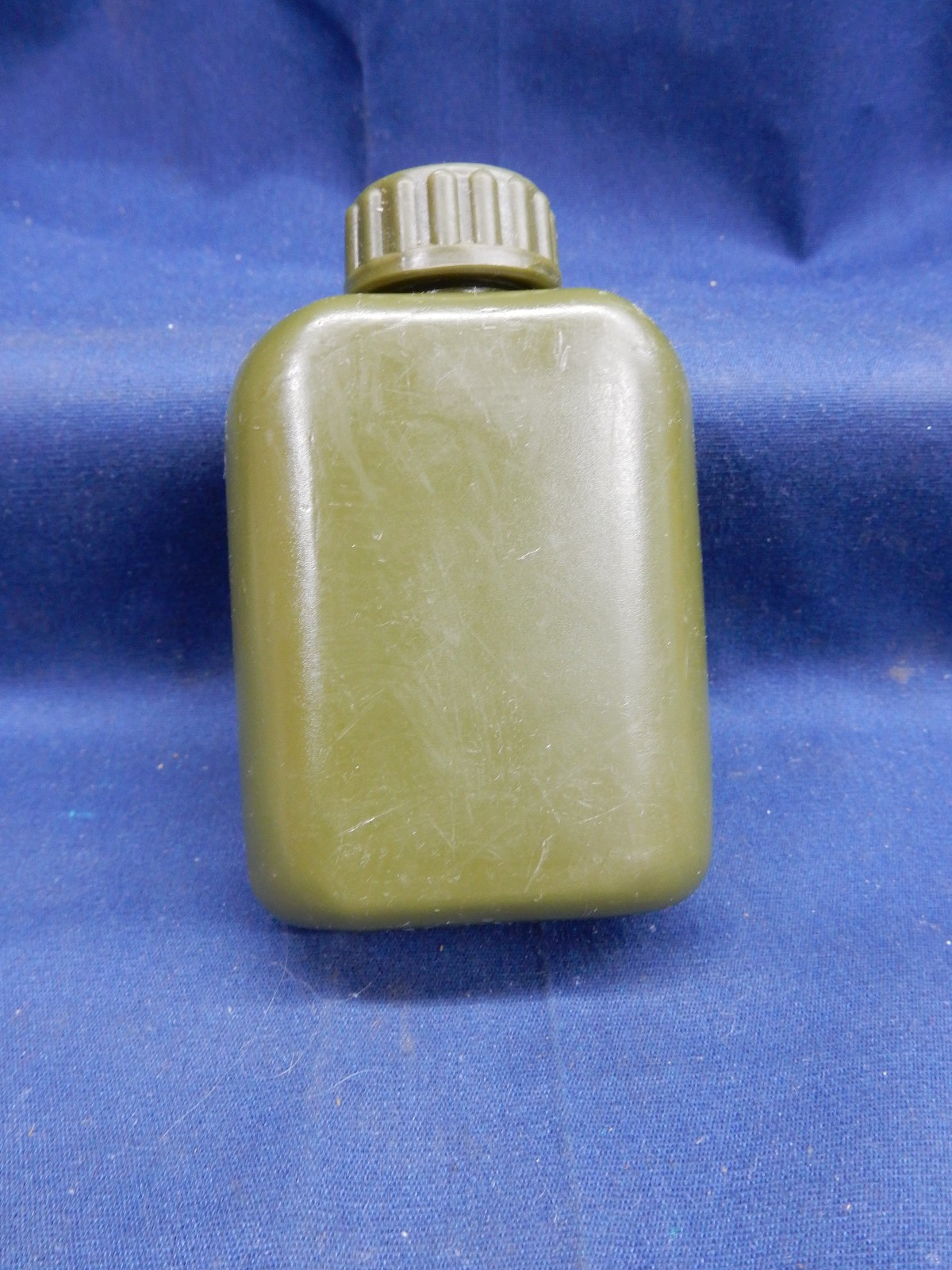 Vietnam War Surplus Chinese Army Type56 Type81 SKS Plastic Oil Bottle