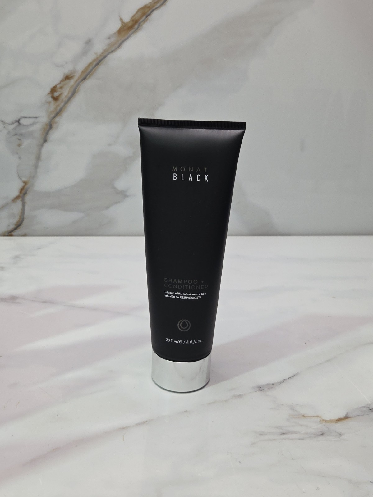 Monat Black 2 in 1 Shampoo + Conditioner Infused With Rejuvenique 8 fl oz NEW!!!