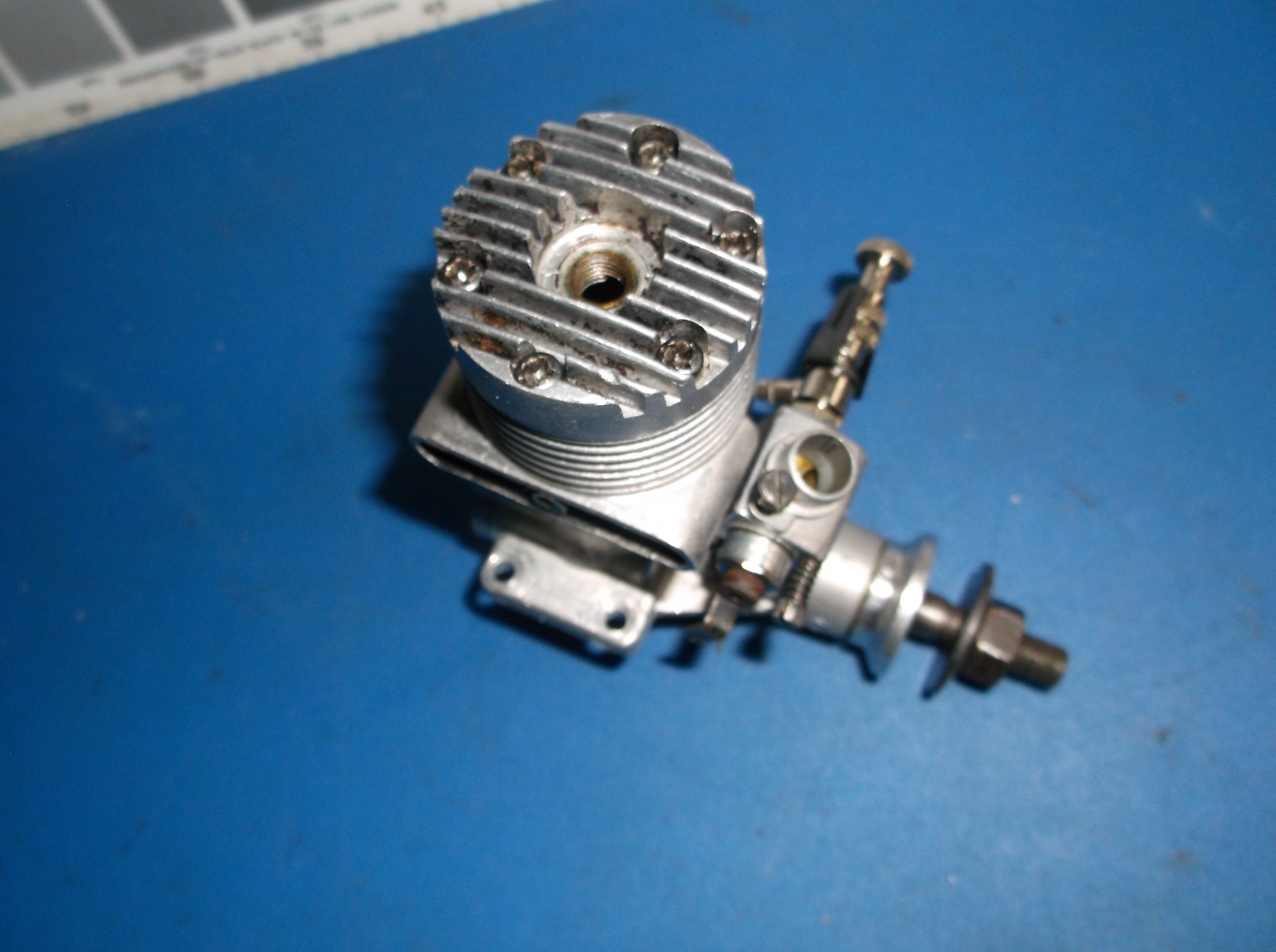 VINTAGE OS MAX S .35 R /C MODEL AIRPLANE ENGINE COMP. GOOD COND.