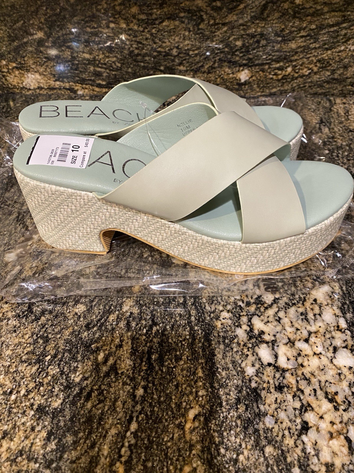 NEW Womens Beach by Matisse Nellie Platform Sandals, size 10            shoes