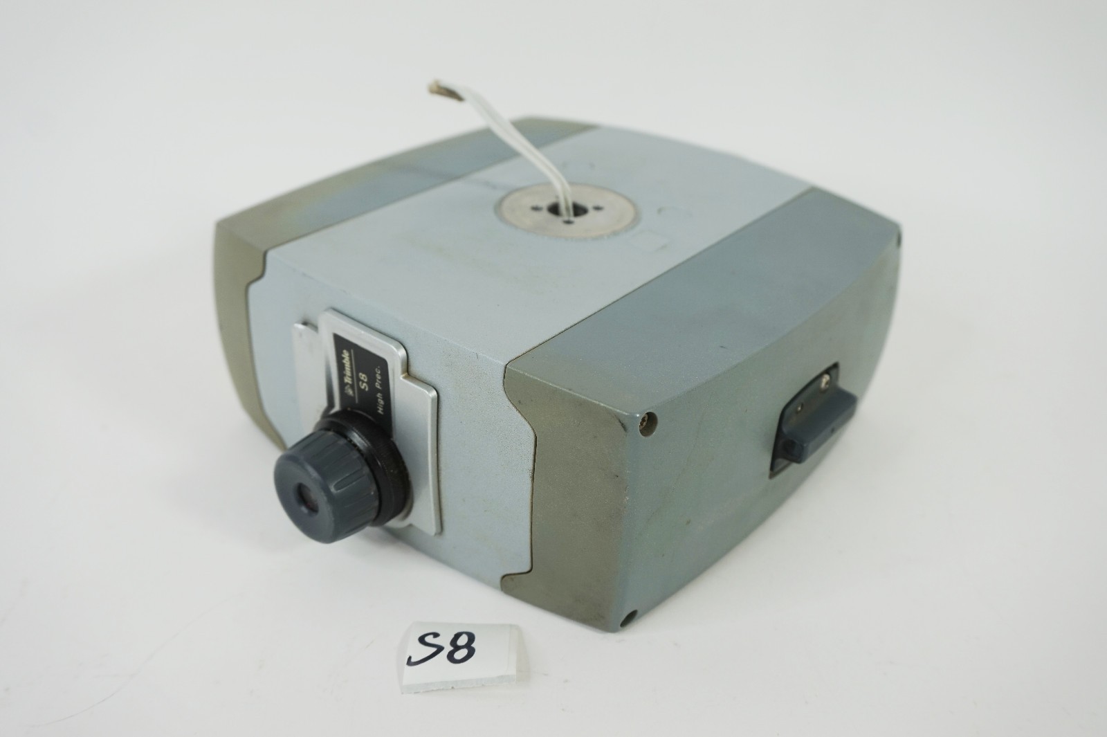 Trimble S8 58458021 Robotic Total Station Eyepiece Coarse Sight Aperture Assy