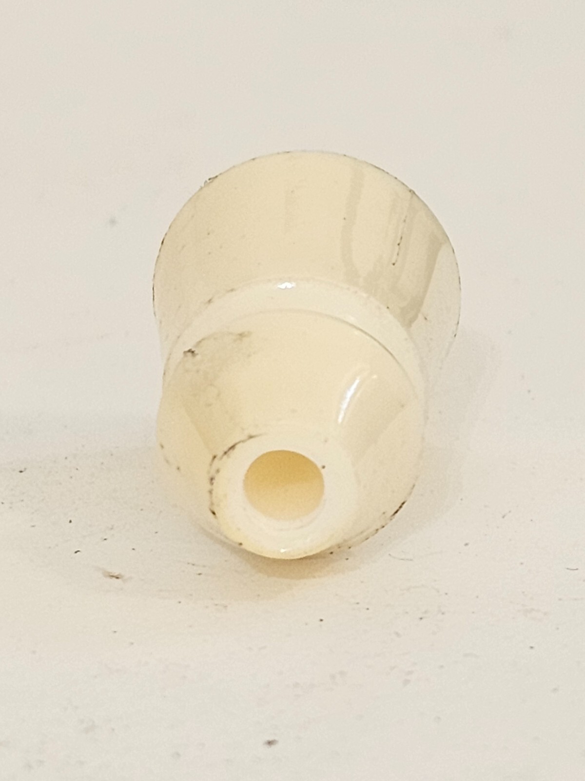 POSTS PINBALL PLAYFIELD PLASTIC WHITE SMOOTH SIDE POST 1 "