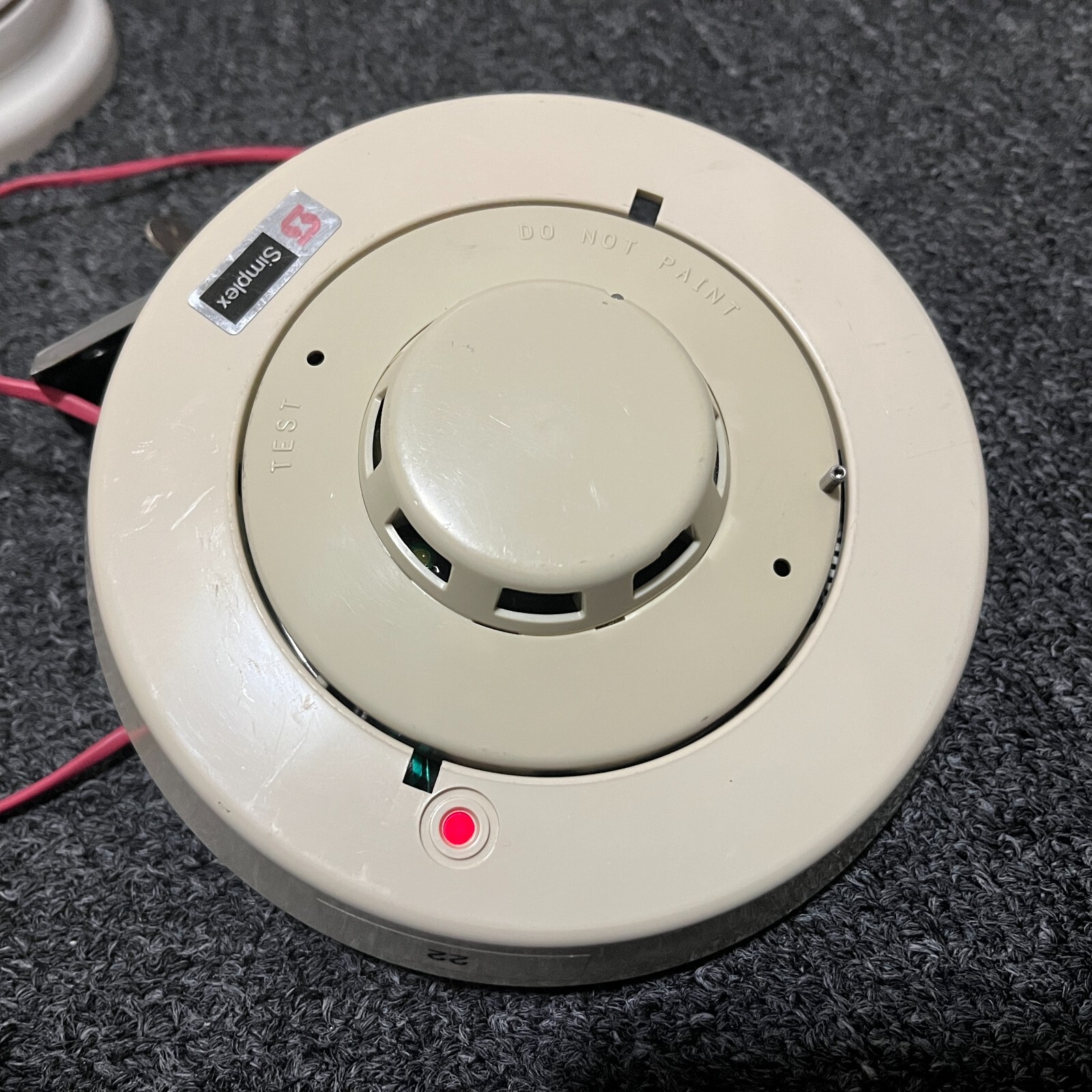 (1x) Simplex 2098-9652 Addressable Smoke Detector Base MAPNET II USED TESTED