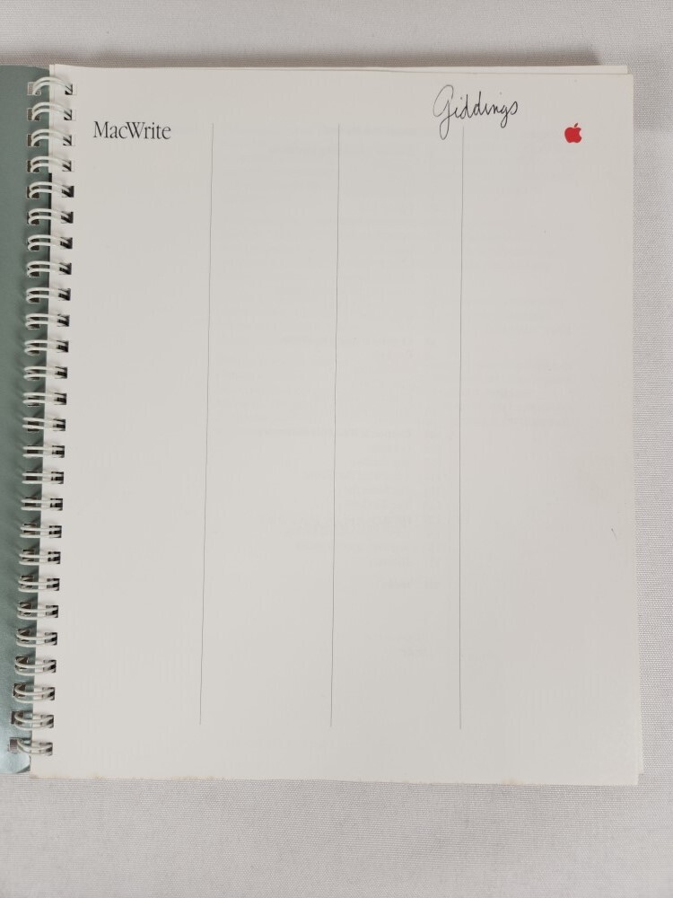 Apple Computer Macintosh MacWrite Manual 1984 ~ Vintage Computing Reference