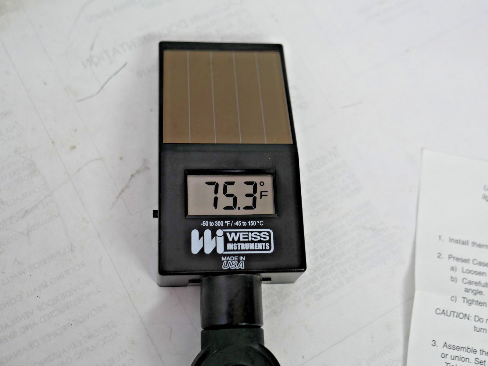 WEISS DVU35 DIGITAL SOLAR THERMOMETER -50-300F RANGE 3/4" MIP WELL NEW
